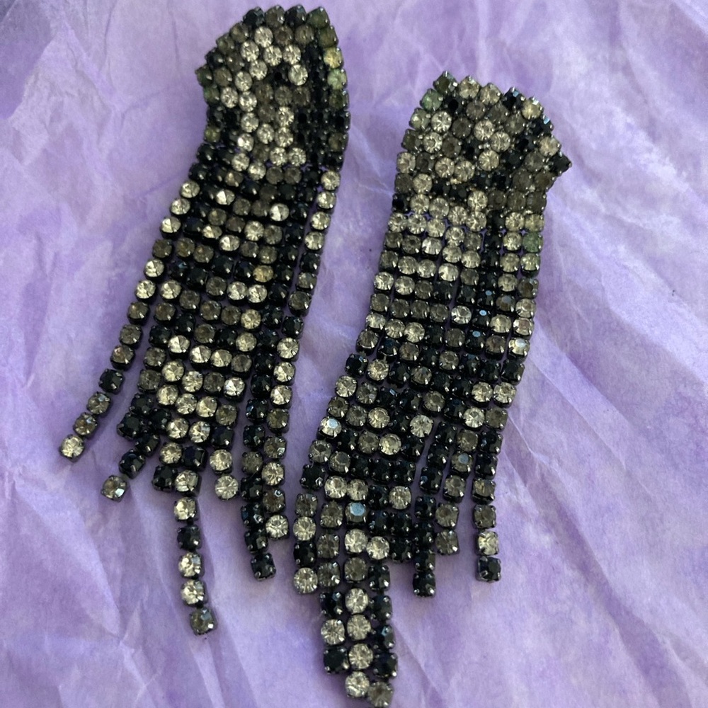 VINTAGE Black and Silver Rhinestone Dangle Earrings